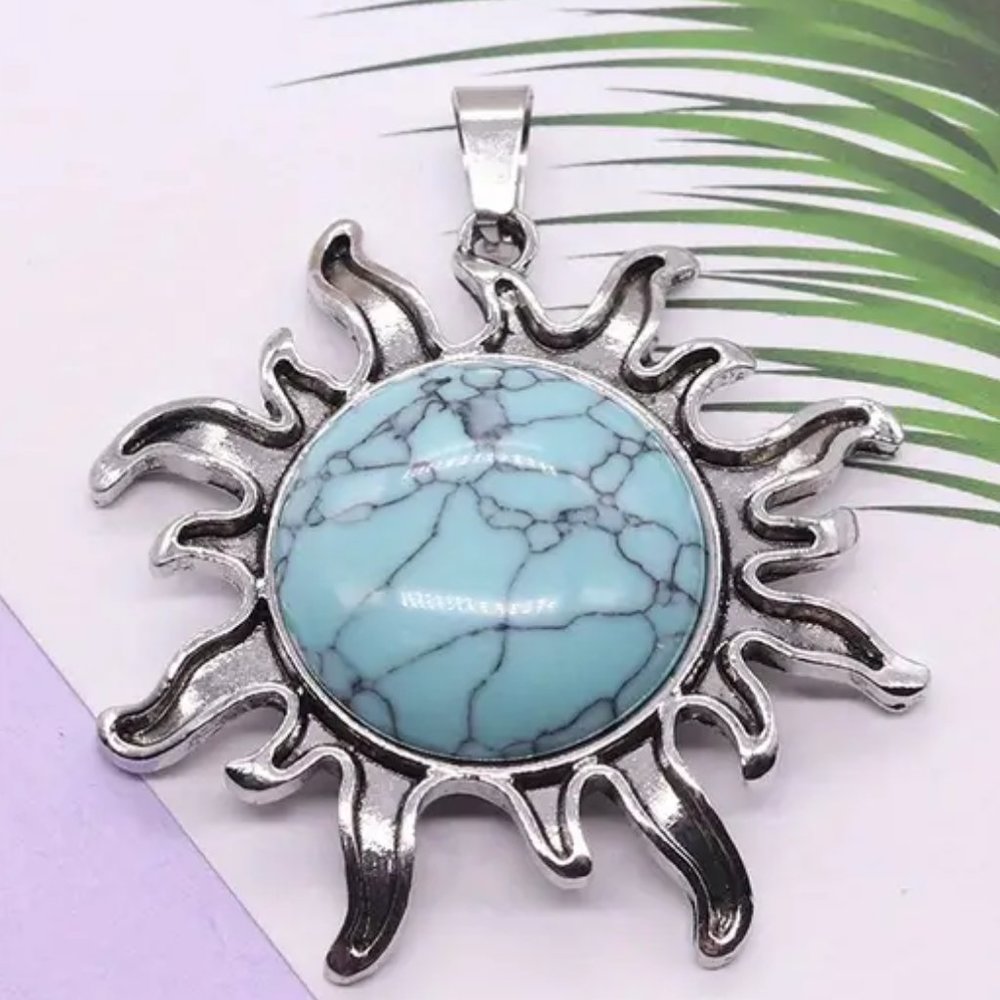 Sun Shaped Blue Howlite Stone Pendant Necklace Healing Gemstone Pendant